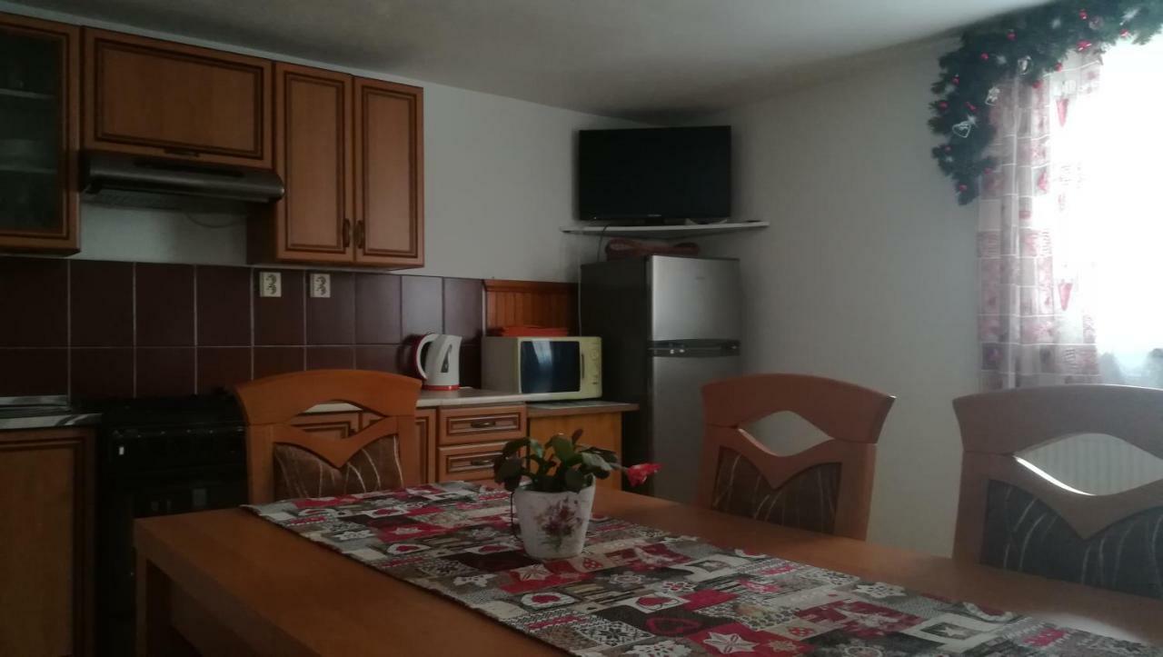 Privat Jonas Villa Strba Luaran gambar